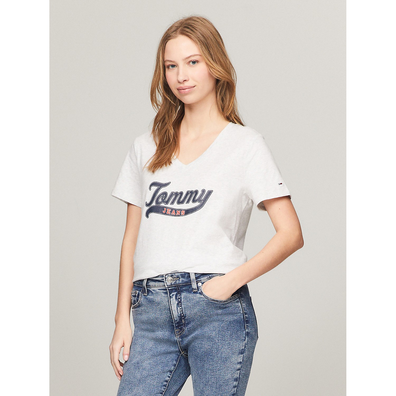 TOMMY HILFIGER Tommy Logo V-Neck T-Shirt